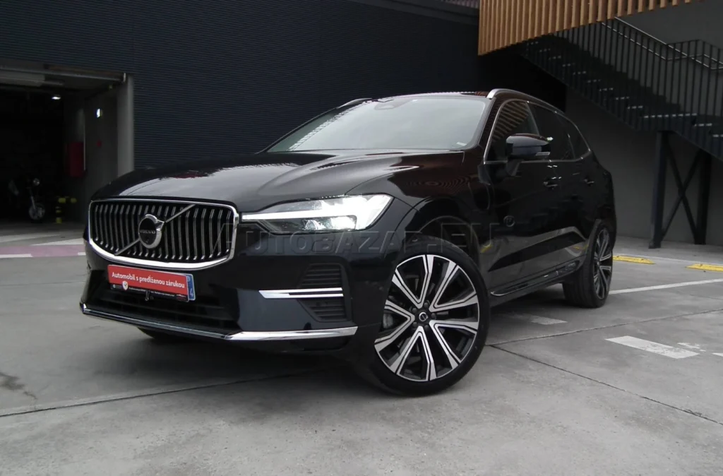 Volvo XC60 Ultimate Style Chrome AWD Plná výbava