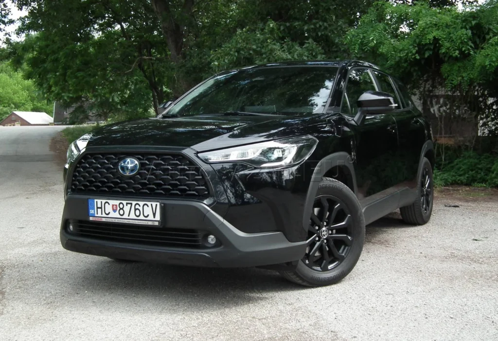 Toyota Corolla Cross 20 na predaj